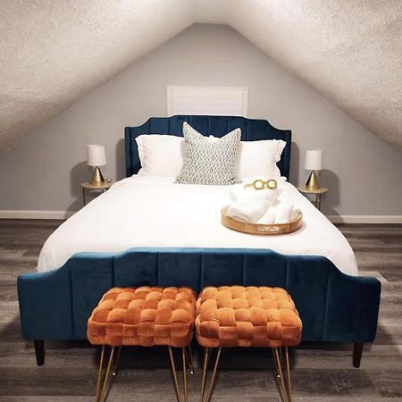 Attic Retreat 5 Minutes From Westside Market Cleveland Buitenkant foto